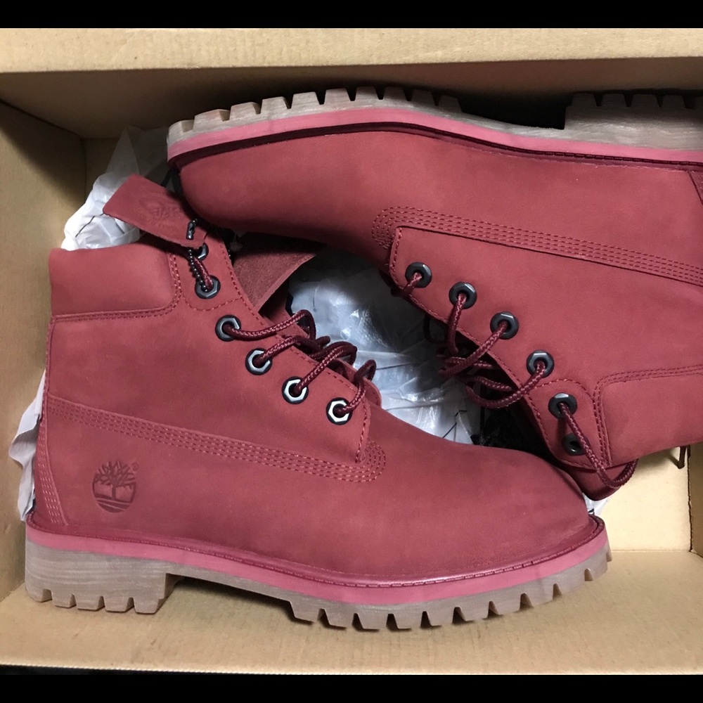 NWT Timberland Boots